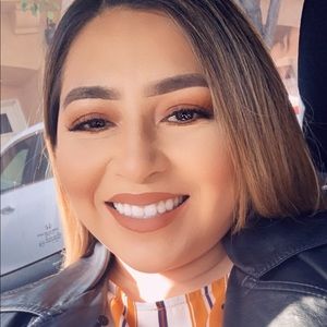 Meet your Posher, Maribel